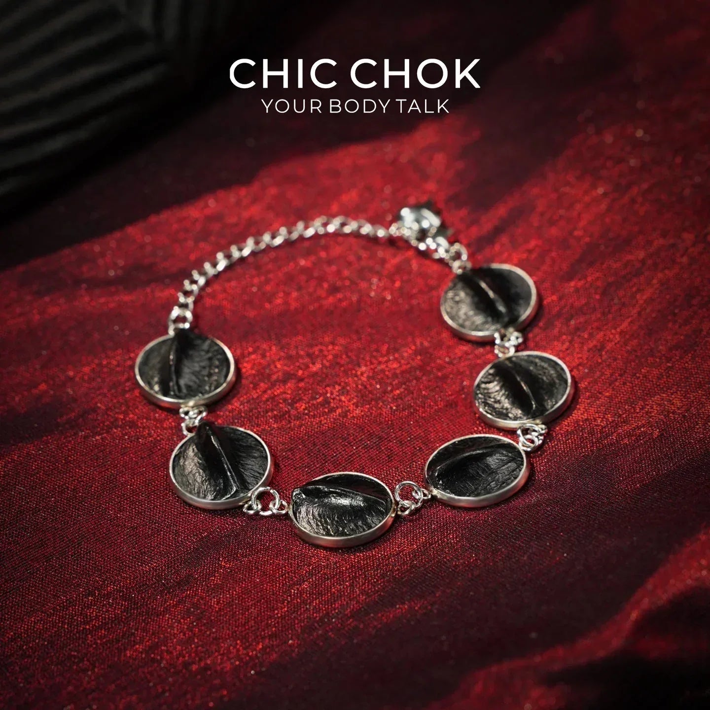 CHIC CHOK The Crocodile’s Stillness: Textured Scale Link Bracelet - CHICCHOK