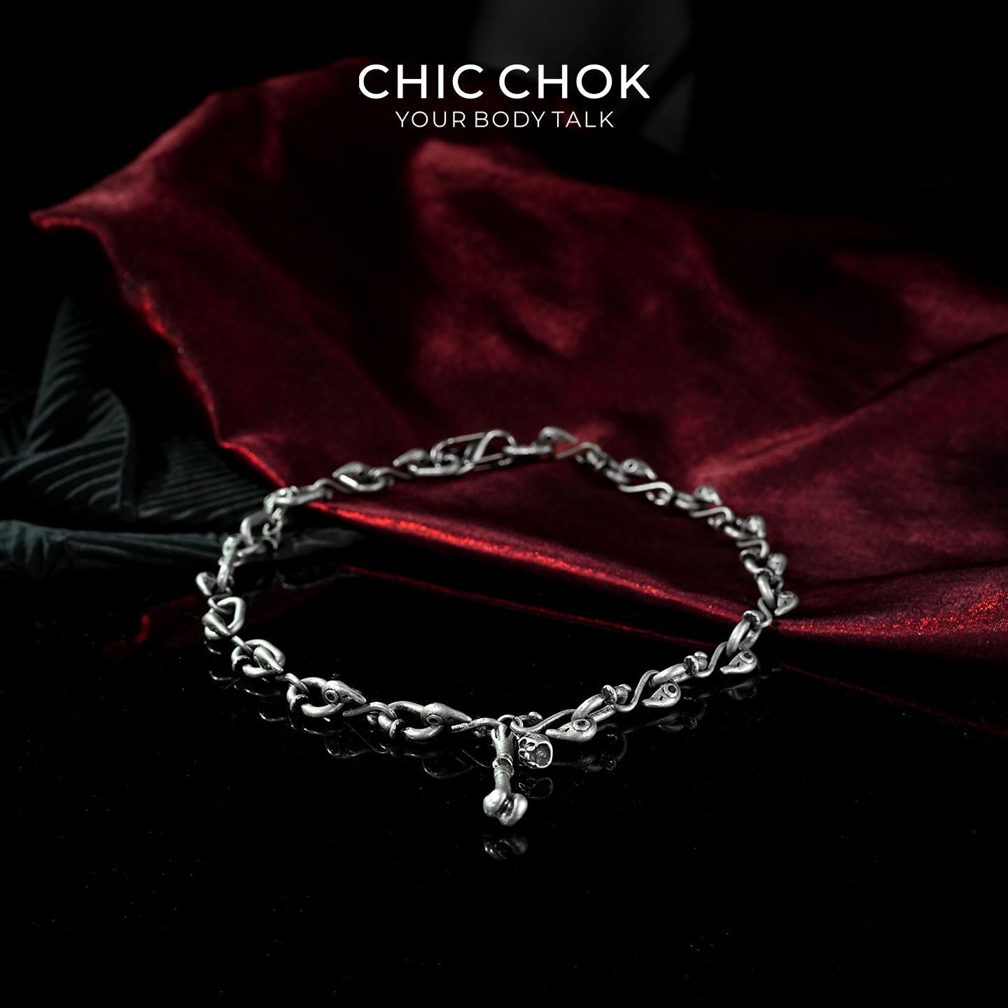 Raven Skull Core Chain Necklace