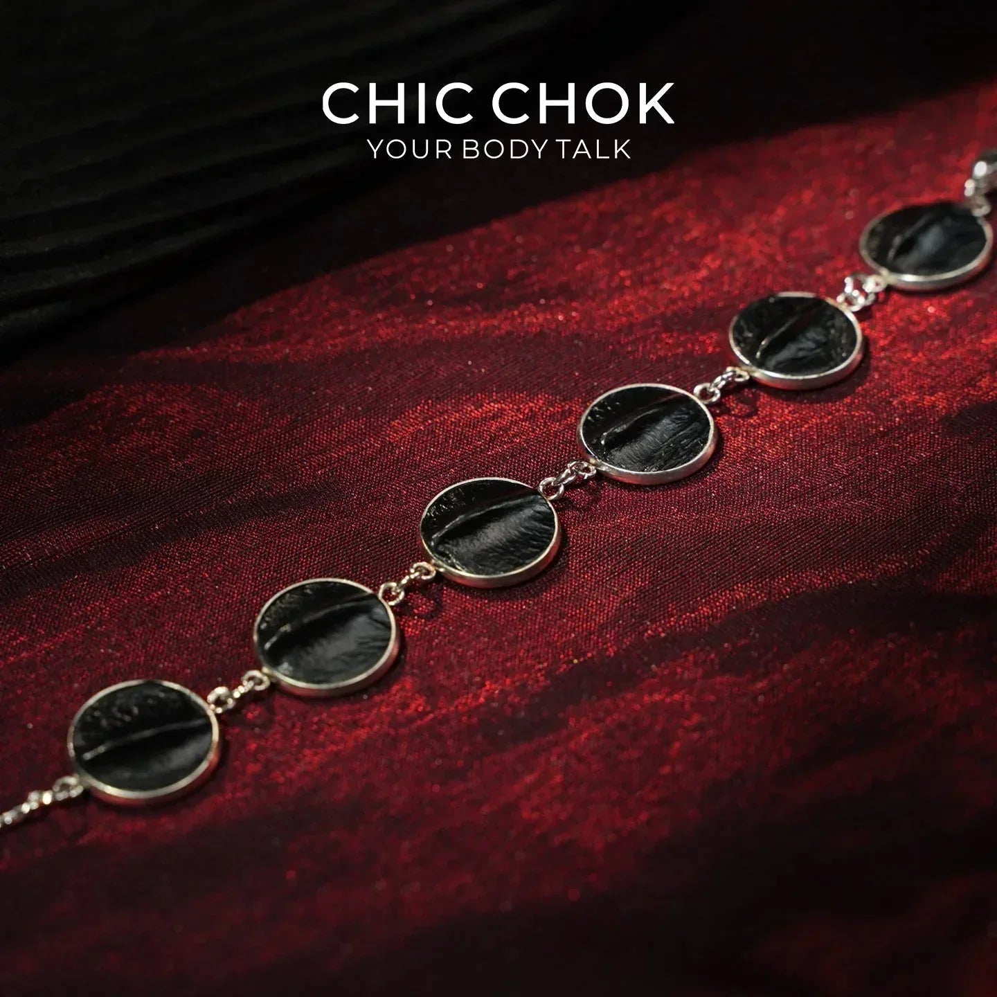 CHIC CHOK The Crocodile’s Stillness: Textured Scale Link Bracelet - CHICCHOK