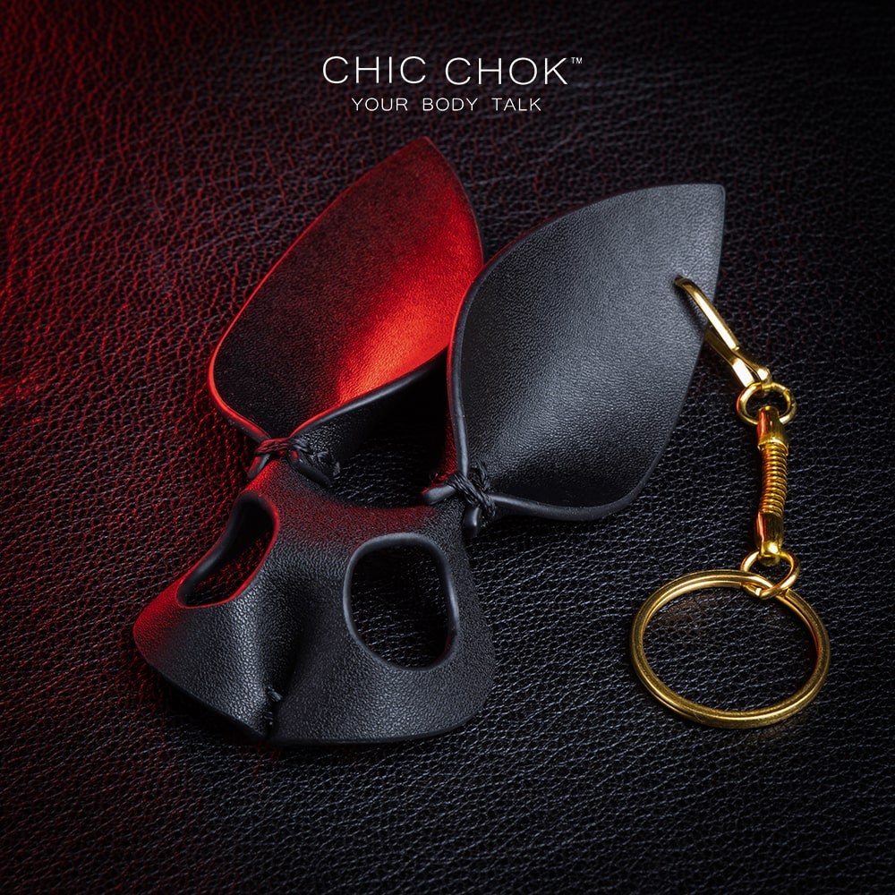 chicchok Child's Play Keychain Rabbit shape