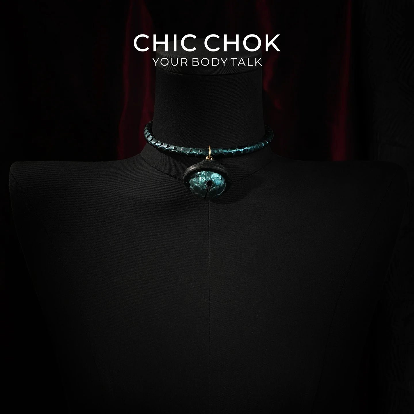 CHIC CHOK The Orchid’s Gaze Teal Snake-Texture Collar with Silent Bell Pendant